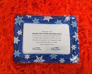 NWT 2014 Petsmart Blue White PVC Rubber Winter Snowflake Christmas 4x6 Pet Frame